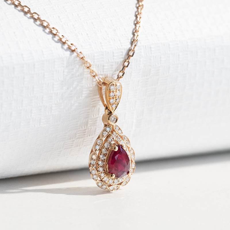 Zlatý rubínový náhrdelník s diamantmi Chailei 114359