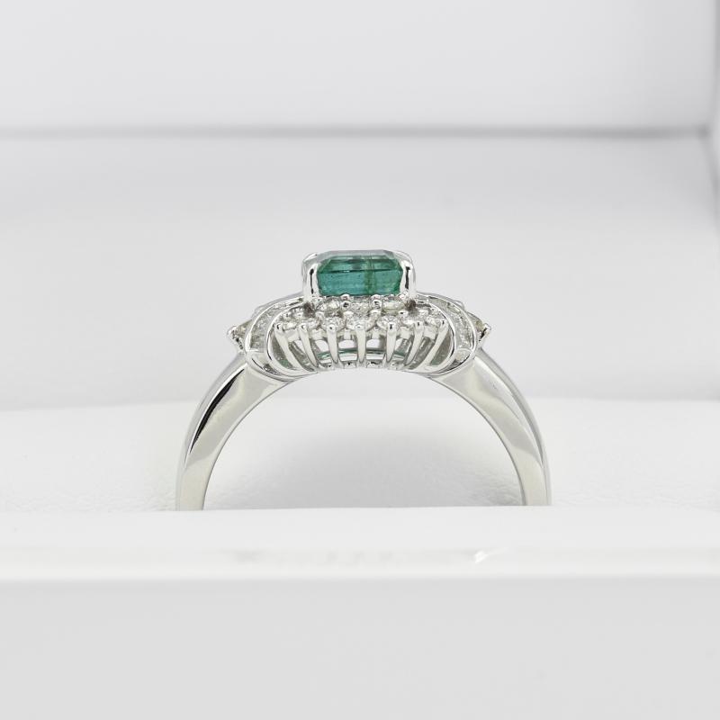 Zásnubný prsteň so smaragdom 11849