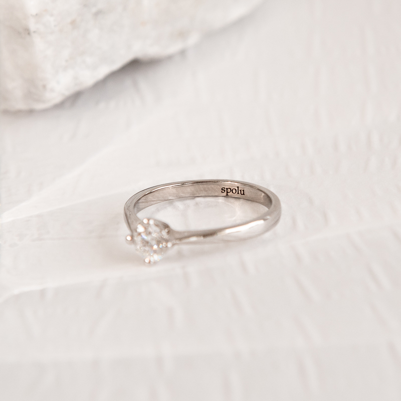 Zásnubný prsteň s diamantom Maya 120959