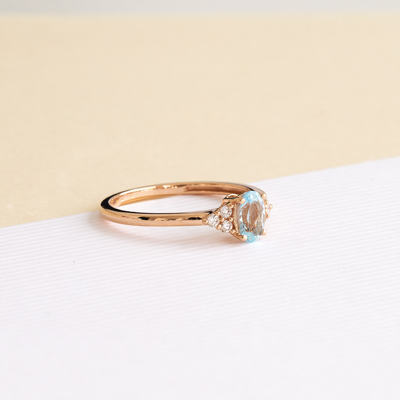 Elegantný prsteň s akvamarínom a diamantmi Kylie 121309