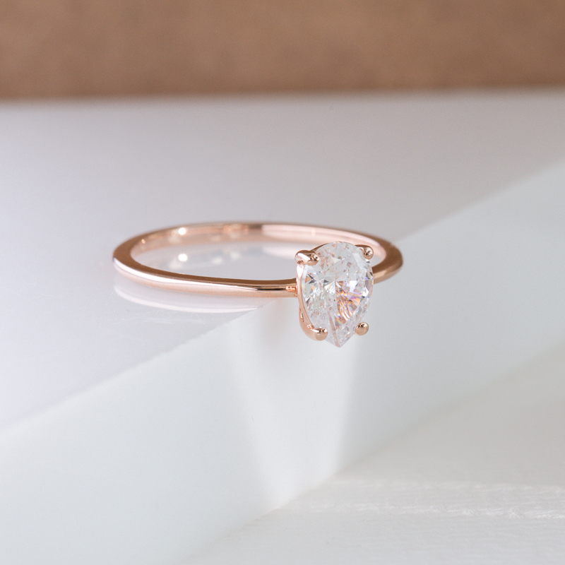 Zásnubný prsteň s pear lab-grown diamantom Cooley 121429