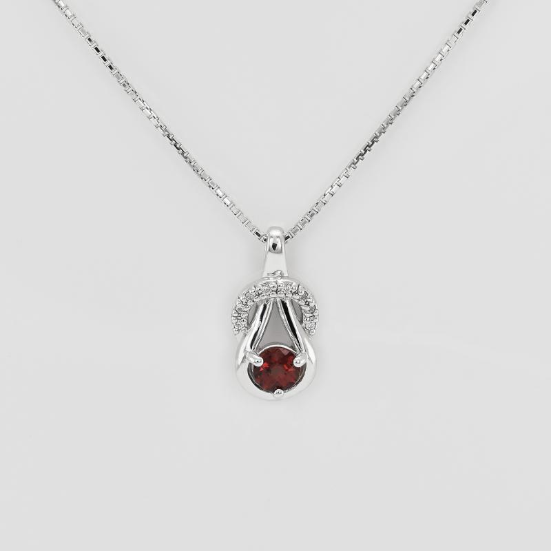 Granátový náhrdelník zo striebra 17929