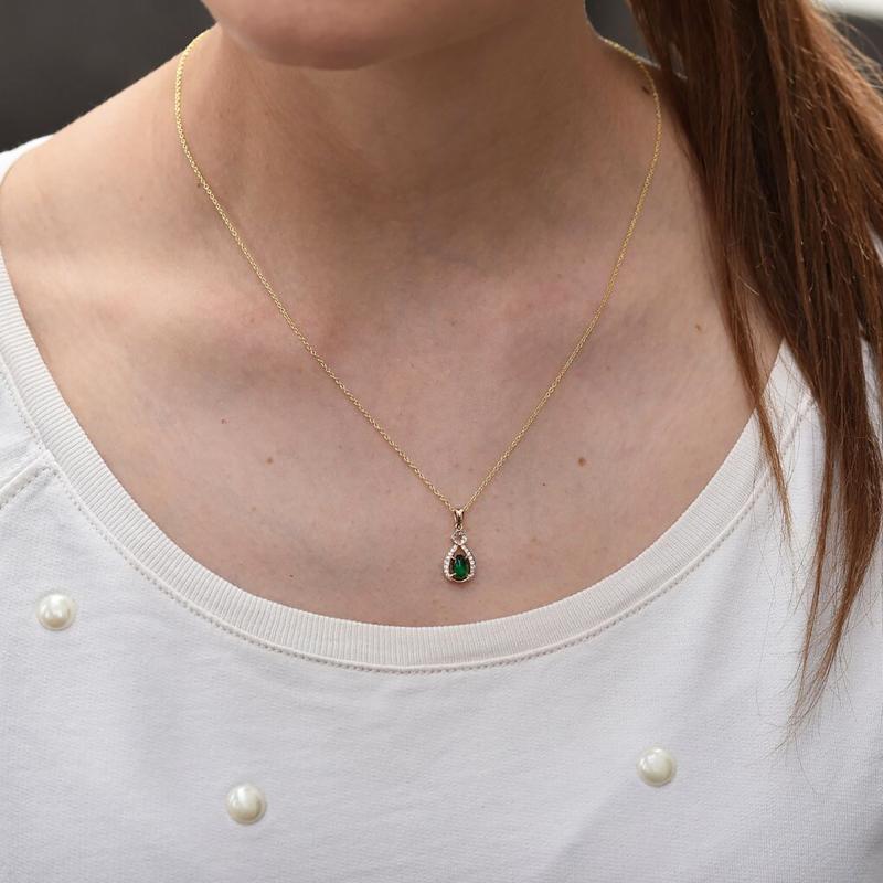 Smaragdový náhrdelník 42669