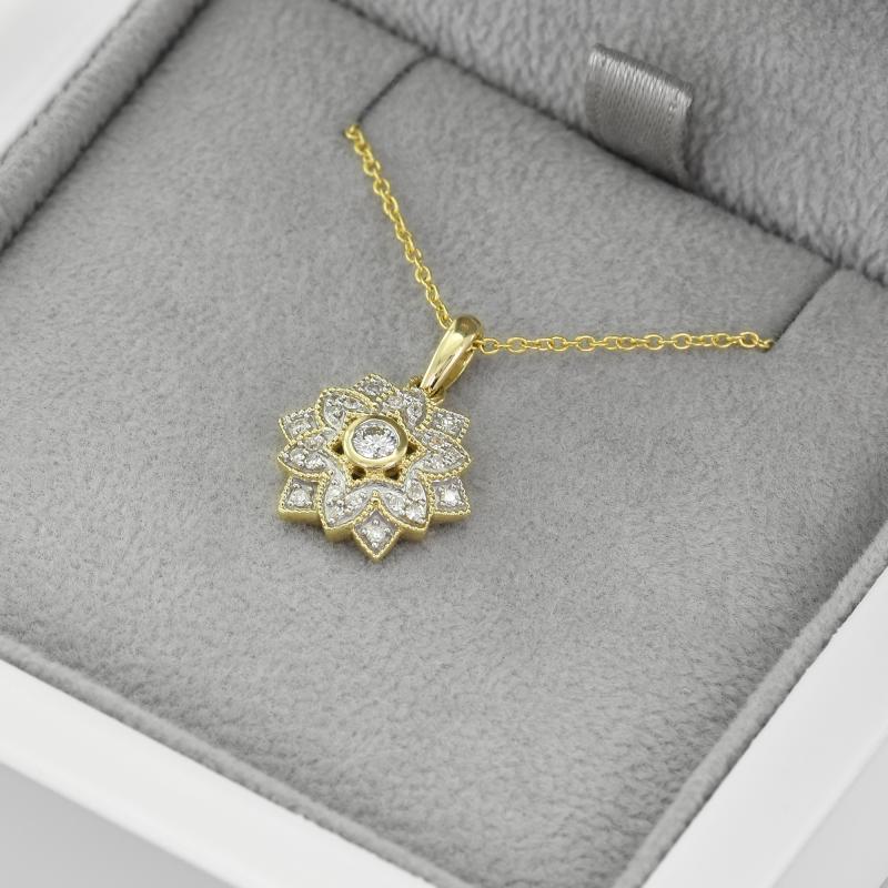 Diamantový náhrdelník v tvare kvetiny 44899