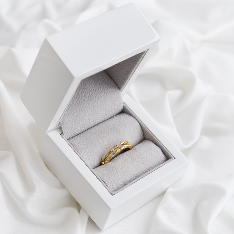 Elegantný zlatý prsteň 92719